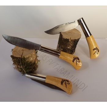 Navaja boj natural pirograbada con cabeza de caballo