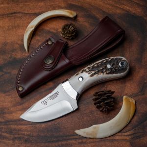 Cuchillo Cudeman 288-C hoja de acero MoVa 1.4116 de 7,5 cm y empuñadura de asta de ciervo de 9,5 cm