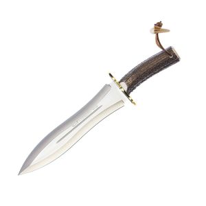 Muela Cuchillo PODENQUERO-A hoja de acero MoVa de 26 cm y empuñadura de asta de ciervo.